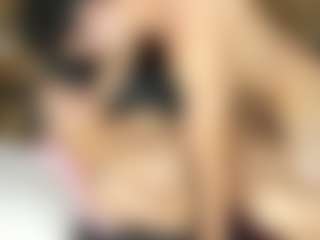 Pokaz na żywo z richi-lovxx - Brown Eyes na Camsoda