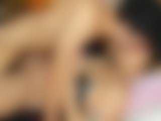 Live cam show with richi-lovxx - Tease on SquirtSoMuch