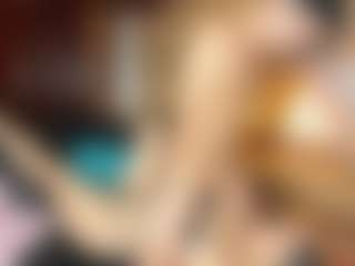 Live cam show with richi-lovxx - Ball Sucking on Camsoda