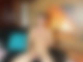 Live cam show with richi-lovxx - Ball Sucking on Camsoda