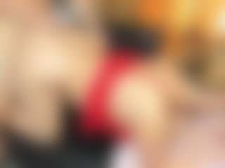 Live cam show with richi-lovxx - Fingering on Gym Cam Girls