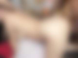 Live cam show with richi-lovxx - Ball Sucking on SpankPalCams