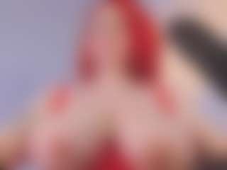 Live cam show with omgsexxxypixiee - Green Eyes on CamwithHer
