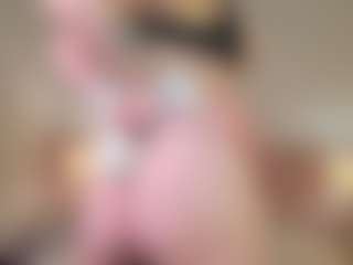 Live cam show with omgsexxxypixiee - Green Eyes on Dare Cams