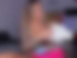 tinakart3r's Live Sex Cam Show