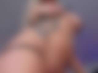 tinakart3r's Live Sex Cam Show