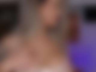 tinakart3r's Live Sex Cam Show
