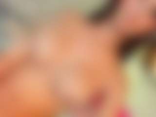Live cam show with HottSalomee - Colombia on Mixed Magazine Live