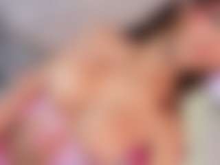 Live cam show with HottSalomee - Big Cock on Camsoda