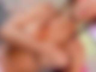 Live cam show with HottSalomee - White on Camsoda | colombia