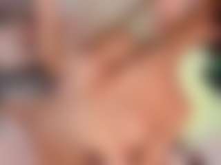 Live cam show with HottSalomee - Gape on madthumbs