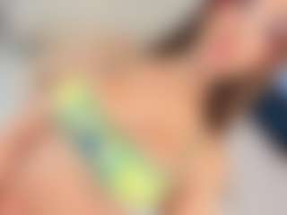 Live cam show with HottSalomee - No Smoking on PervPlay.com