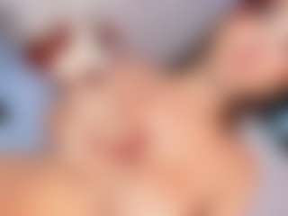 Live cam show with HottSalomee - Brown Eyes on SinfulBabes