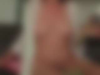 Live cam show with MatildaSexy - Brown Hair on Camsoda