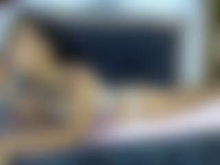Live cam show with manuelandlaura - Orgasm on WildCum