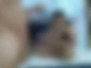 Live cam show with manuelandlaura - Tease on Fling VIP Chat