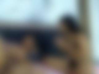 Live cam show with manuelandlaura - Orgasm on Camsoda
