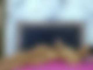 Live cam show with manuelandlaura - Smoking on crypto-cams