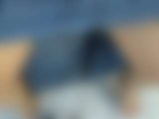 Live cam show with manuelandlaura - Average on Camsoda