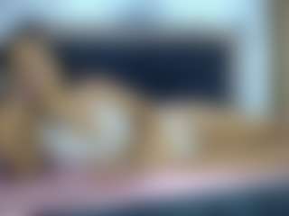 Live cam show with manuelandlaura - Black Hair on Camsoda