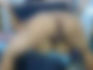 Live cam show with manuelandlaura - Drinking on CamwithHer