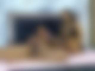 Spettacolo in cam dal vivo con manuelandlaura - Tease su Camsoda