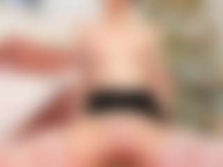 zia-ember's Live Sex Cam Show
