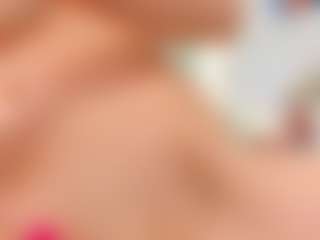 Live cam show with zia-ember - Spanking on x69.live