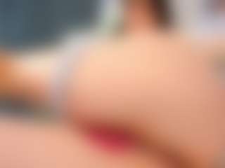 zia-ember's Live Sex Cam Show