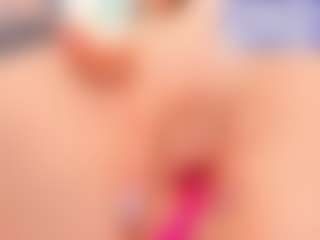 zia-ember's Live Sex Cam Show