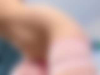 Live cam show with zia-ember - Brown Hair on Camsoda