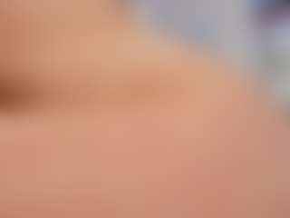 Live cam show with zia-ember - Lush Teen (18+) on alttransgirls