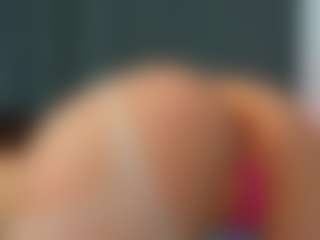 Live cam show with zia-ember - Petite on fapnchat