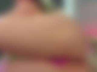 Live cam show with zia-ember - Brown Hair on TeamSkeetLive