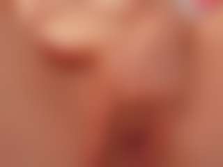 Live cam show with zia-ember - Teen (18+) on Camming Site