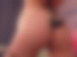 Live cam show with zia-ember - Shaved Pussy Teen (18+) on Camsoda