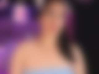Live cam show with LauRoberts - Curvy on crypto-cams