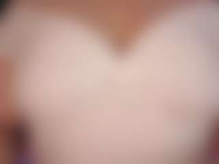LauRoberts's Live Sex Cam Show