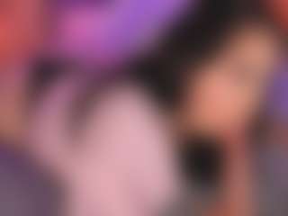LauRoberts's Live Sex Cam Show