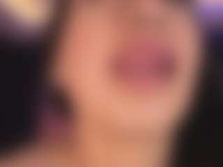 LauRoberts's Live Sex Cam Show