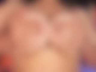 LauRoberts's Live Sex Cam Show
