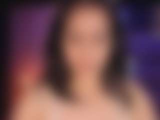 Live cam show with LauRoberts - Oil on sexylive.show