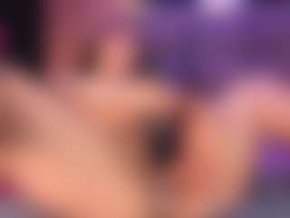 Live cam show with LauRoberts - Facial on livesuperchat.net