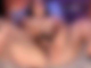 LauRoberts's Live Sex Cam Show