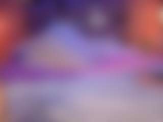 Live cam show with LauRoberts - Public Latina on Streamer API | colombia