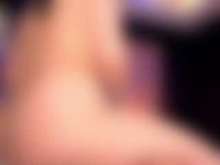 LauRoberts's Live Sex Cam Show