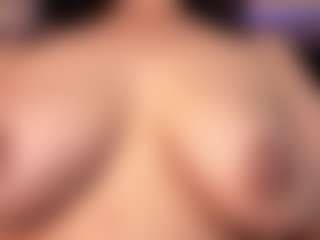 LauRoberts's Live Sex Cam Show