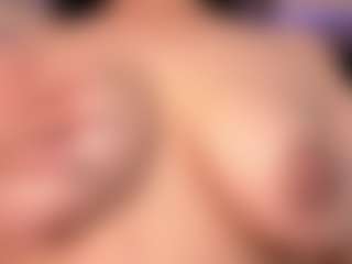 LauRoberts's Live Sex Cam Show