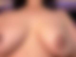 LauRoberts's Live Sex Cam Show