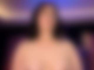 Live cam show with LauRoberts - Sexwebcam Curvy on Dolls Live